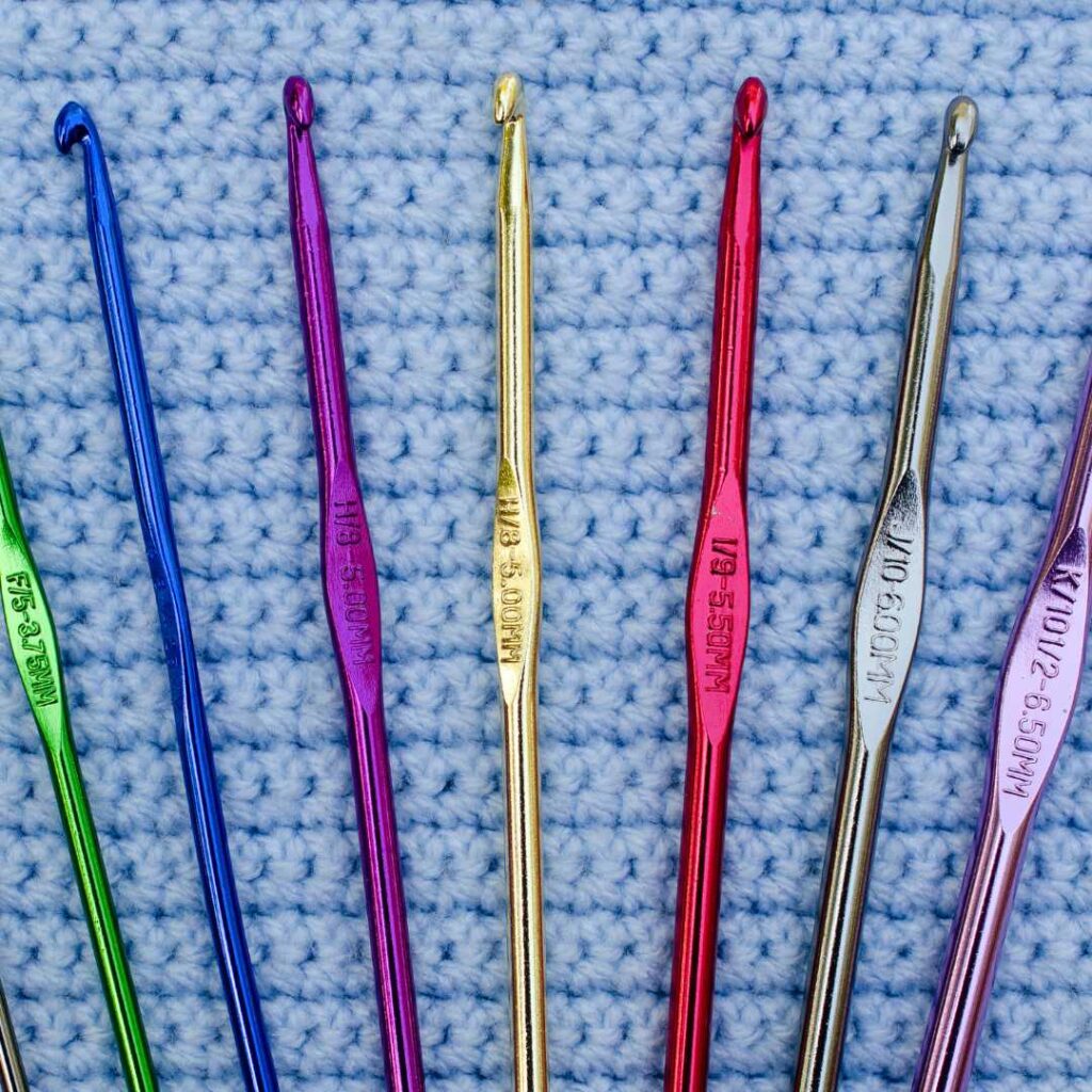 types of crochet hooks sizes