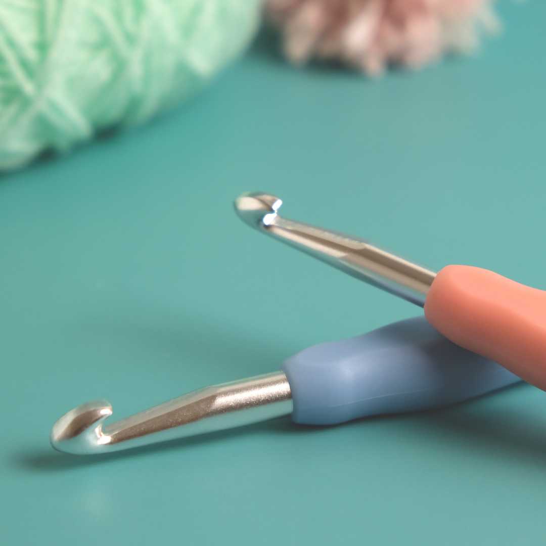 types of crochet hooks